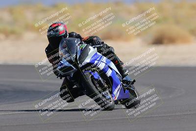 media/Oct-08-2022-SoCal Trackdays (Sat) [[1fc3beec89]]/Turn 16 (125pm)/